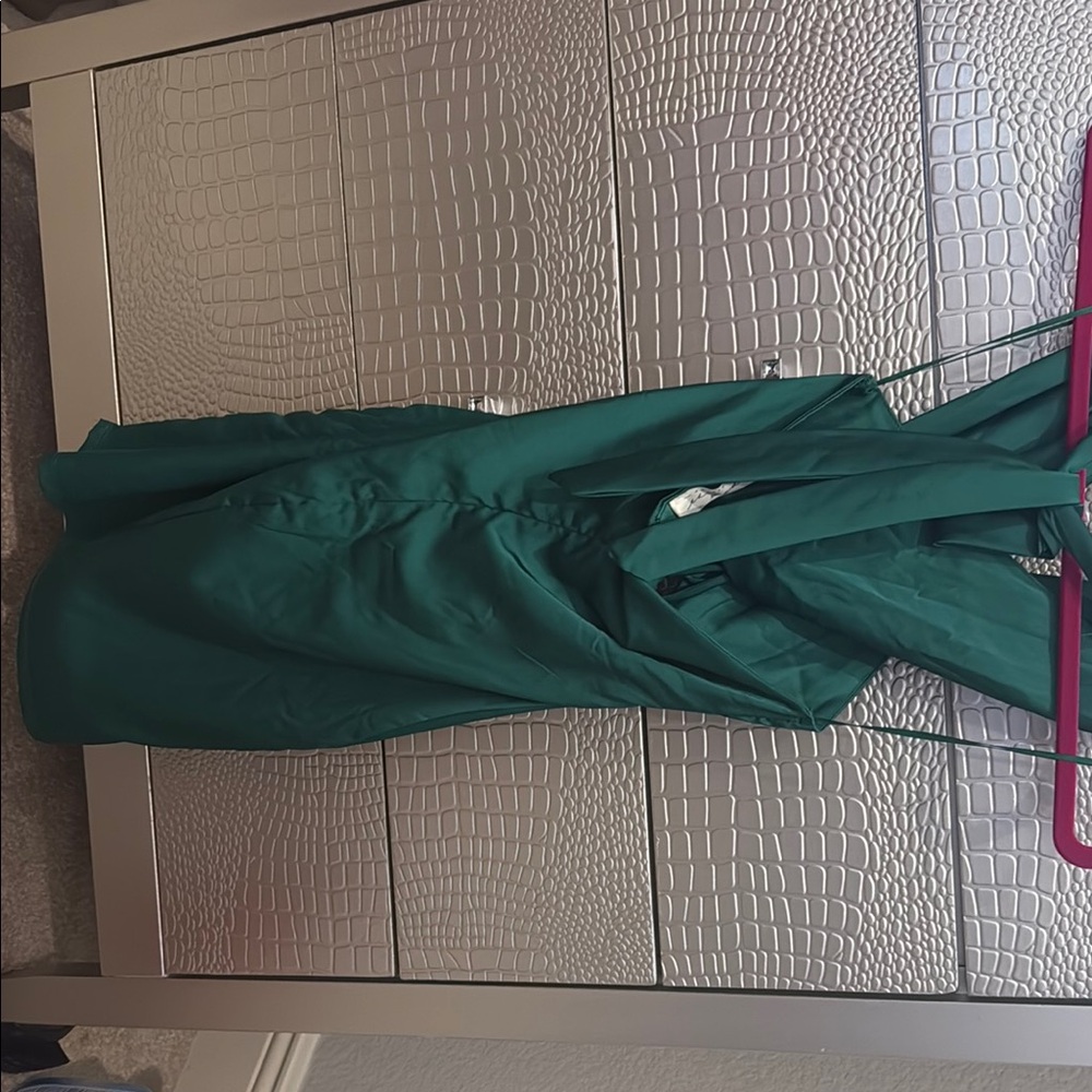 American Threads Green Ruched One Shoulder Bodycon Dress - Picture 2 of 2